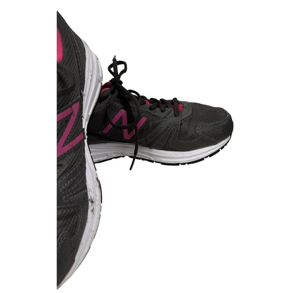 New Balance 380 Women’s Sneakers Running Shoes Size 6 Black Pink Athletic - Picture 12 of 14